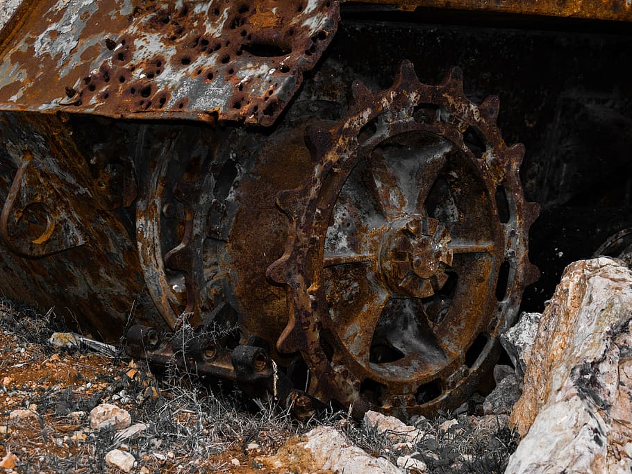 wheel, rusty, old, metal, tank, aged, weathered, abandoned HD wallpaper