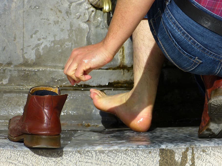 foot, wash, ritual, culture, washing feet, wet, water, shoe, HD wallpaper