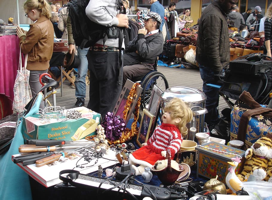 people on a garage sale during day, flea market, doll, vintage, HD wallpaper
