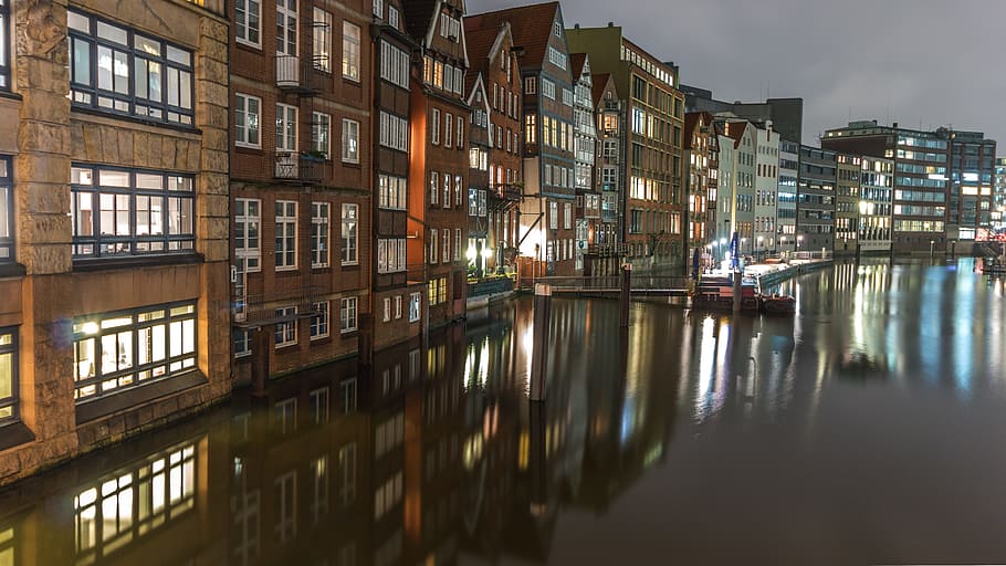 architecture, city, waters, reflection, speicherstadt, hamburg HD wallpaper