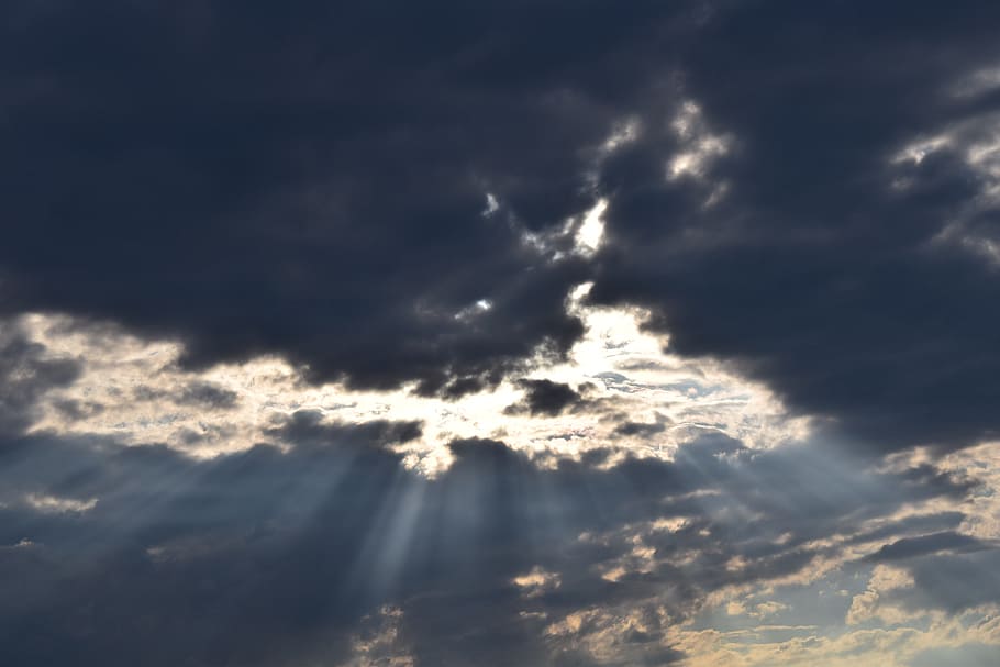 Clouds, Dark, Sky, threatening, ray of light, gloomy, storm clouds HD wallpaper