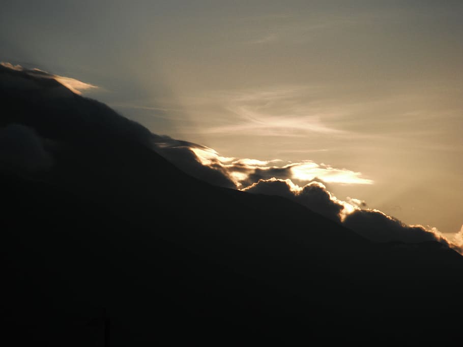 photo of crepuscular race, sky during sunset, cloud, mountain HD wallpaper