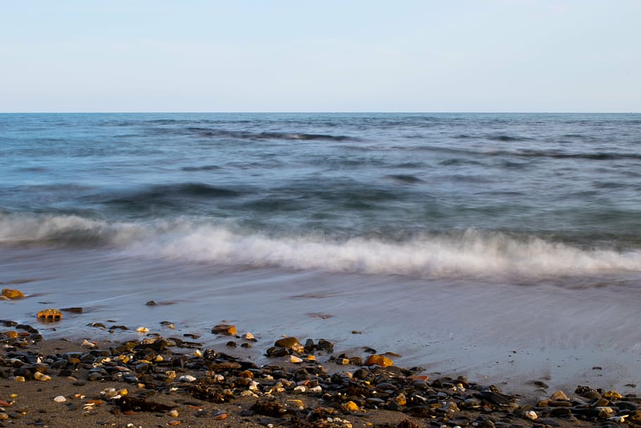 sea, beach, long exposition, waves, sand, stones, patience HD wallpaper