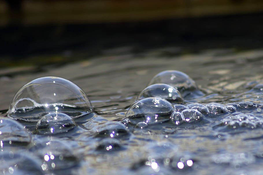 close-up photo of water bubbles, wet, sphere, round, liquid HD wallpaper