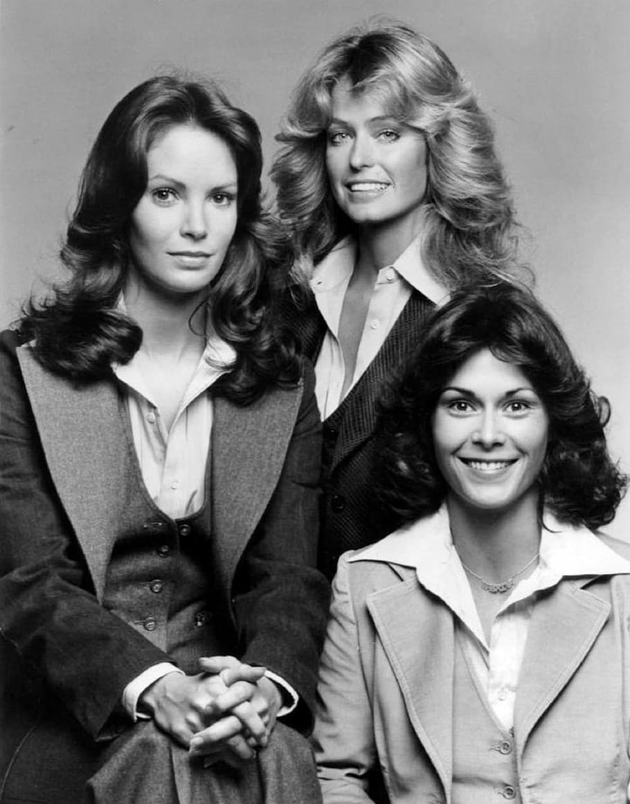 three women wearing coat grayscale photo, jaclyn smith, farrah fawcett-majors