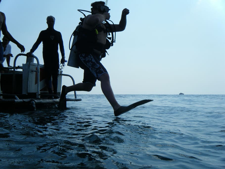 scuba, boat, diving, diver, sea, water, people, nautical Vessel HD wallpaper