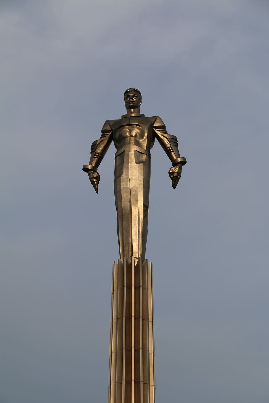 Monument, Statue, Sculpture, Man, City, memorial, russia, history HD wallpaper