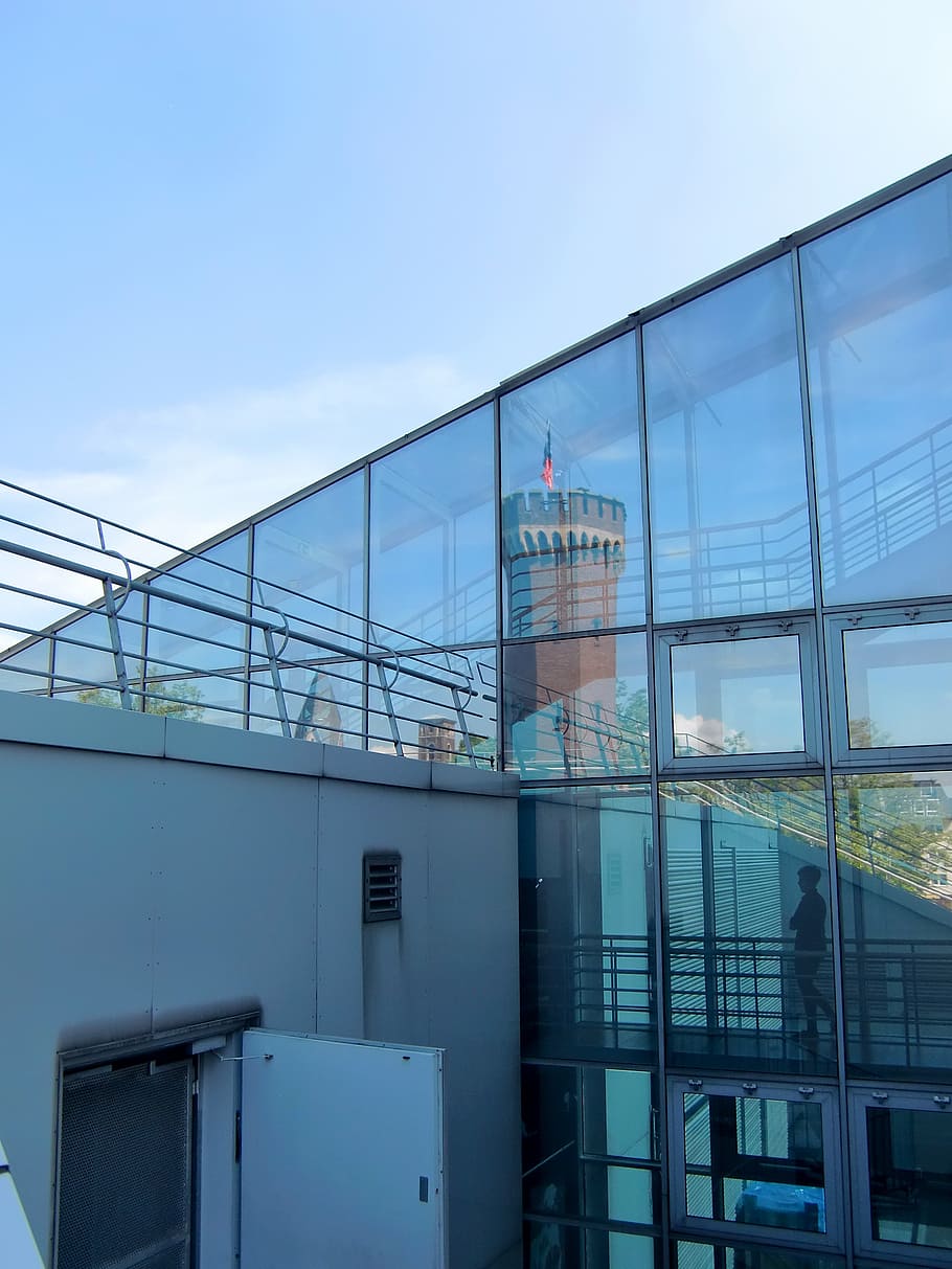 glass facade, window, discs, architecture, mirroring, glass window HD wallpaper