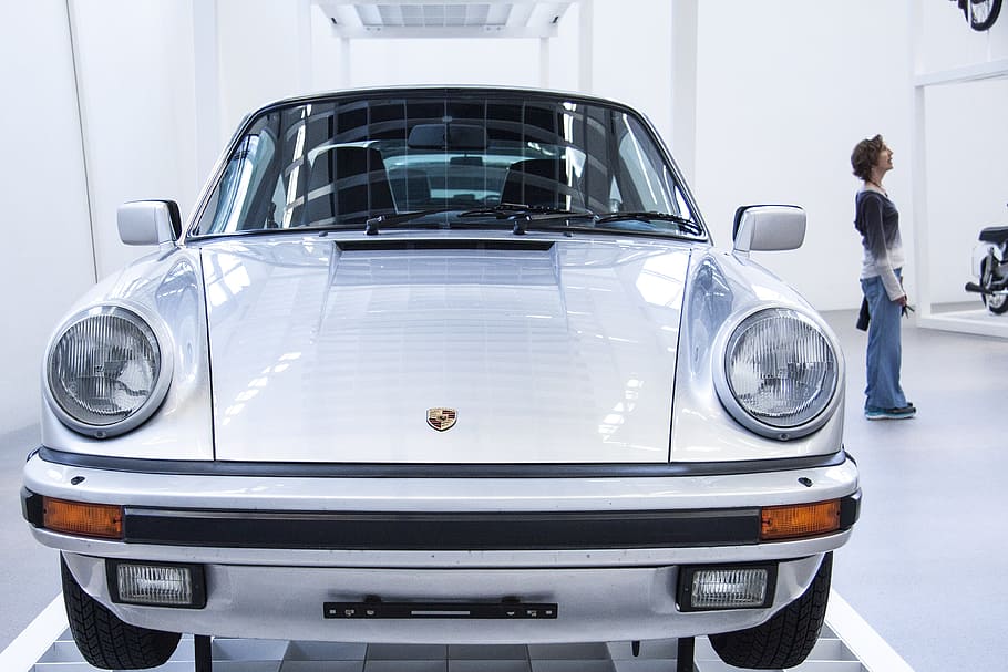 HD wallpaper: classic silver Porsche 911, Auto, 1965, vehicle, sports car,  coat of arms | Wallpaper Flare