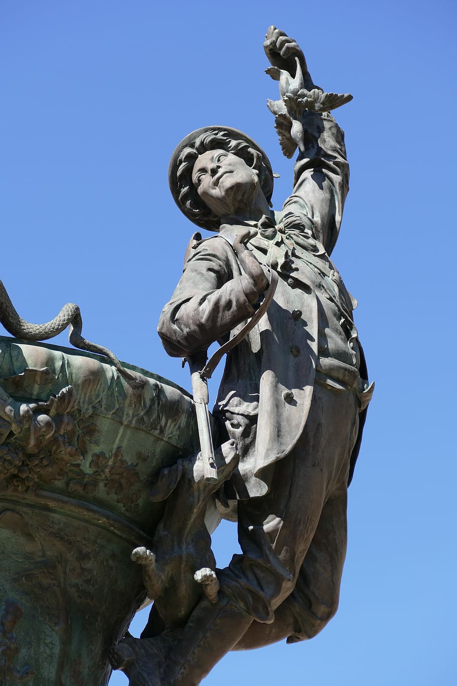 image, statue, brass, man, figure, hunter, detail, art, bourges HD wallpaper