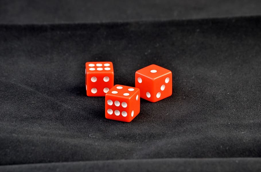 dice, game, points, play, luck, gambling, chance, leisure, risk HD wallpaper