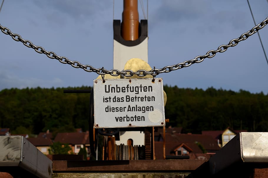 warnschild, blue sky, ship, chain, monument, warning, note HD wallpaper