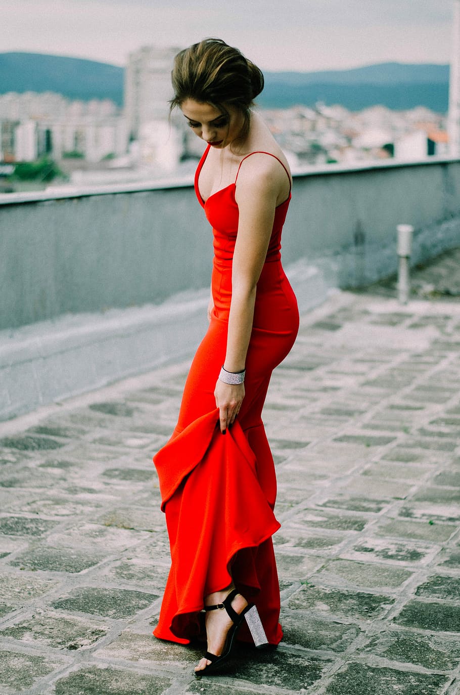 woman wearing red spaghetti strap dress, woman wearing red spaghetti strap gown and black heeled sandals, HD wallpaper
