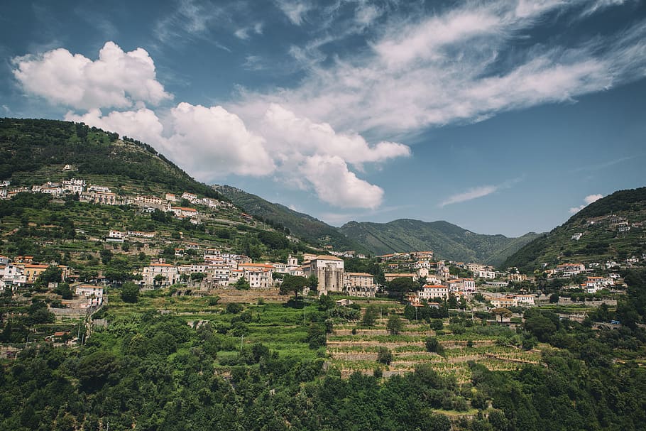 Landscape shot taken at Ravello, a small town that sits above the Amalfi Coast in Southern Italy, HD wallpaper