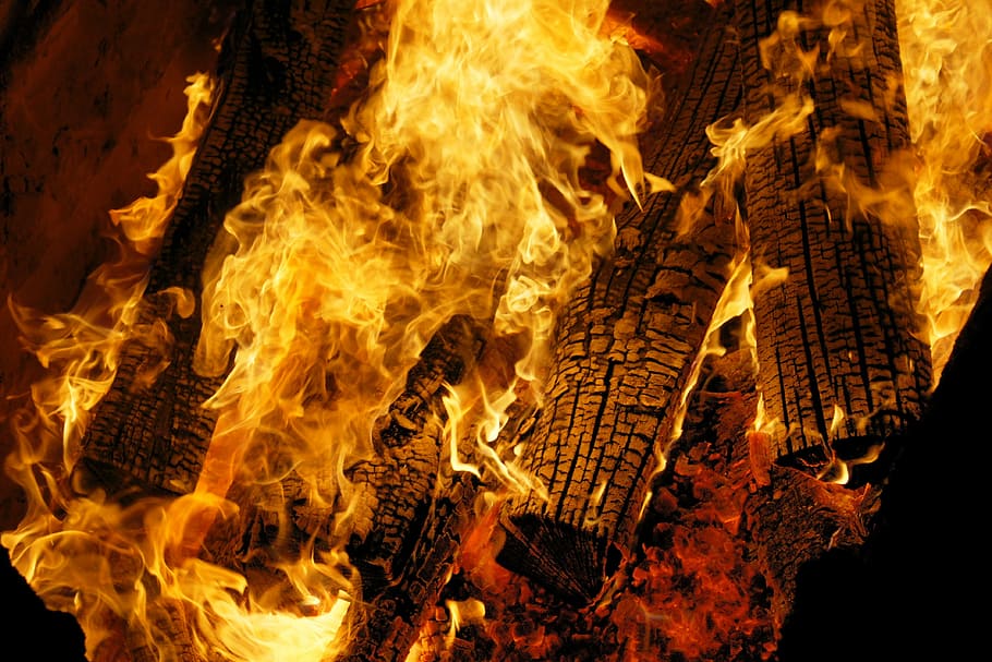 fire, campfire, warm, fire - Natural Phenomenon, flame, heat - Temperature HD wallpaper