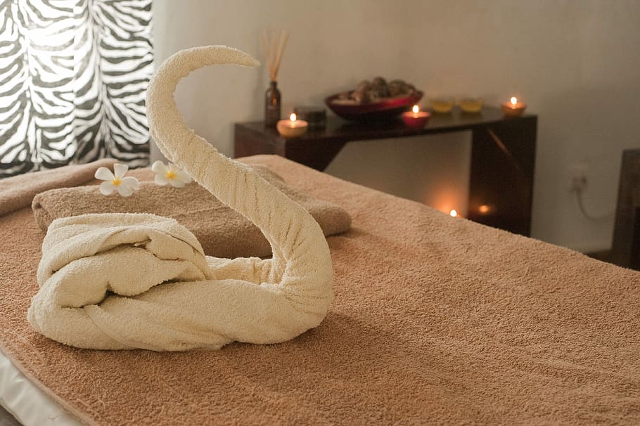 white swan towel on bed, Spa, Massage, Relaxation, indoors HD wallpaper
