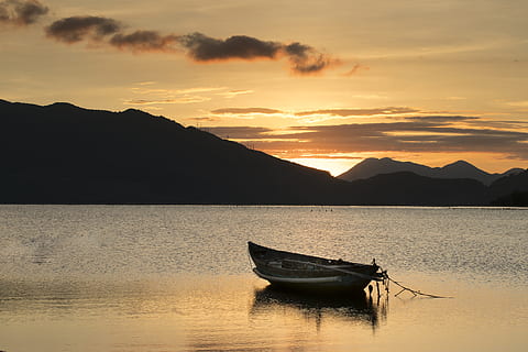 boat on body of water during sunset, lonely, feeling, wait HD wallpaper