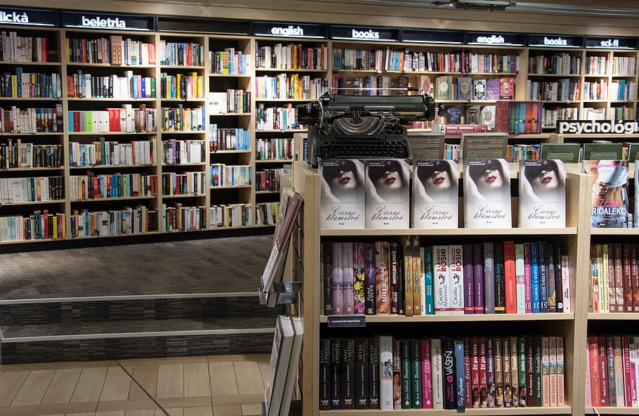 View of Books in Shelf, bookcase, bookshelves, bookstore, business, HD wallpaper