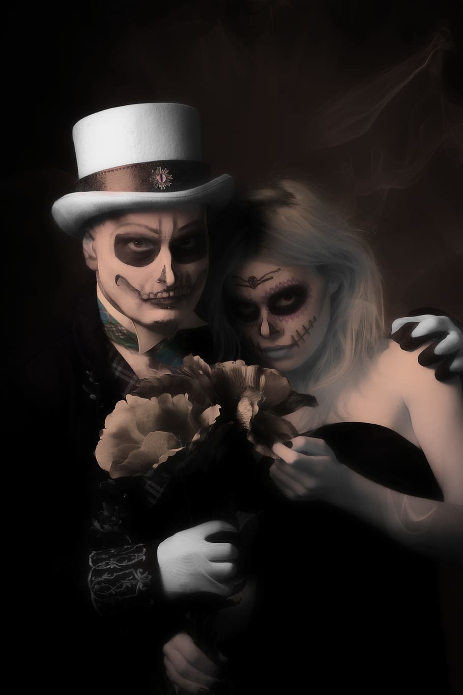 haloween, make-up, couple, women, hat, adult, holding, portrait HD wallpaper