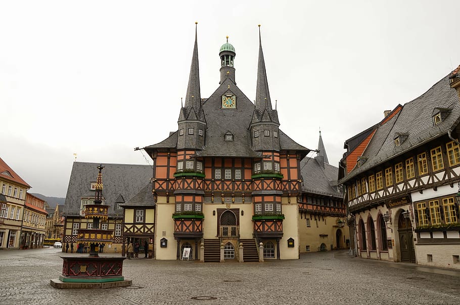 gray and orange concrete building, wernigerode, town hall, resin, HD wallpaper