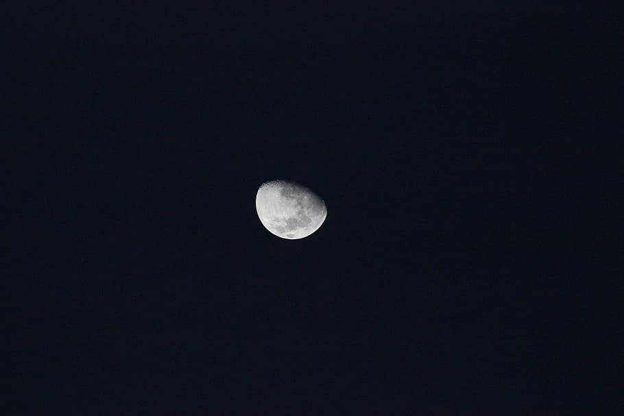 luna, night, evening, moon, space, astronomy, sky, beauty in nature HD wallpaper