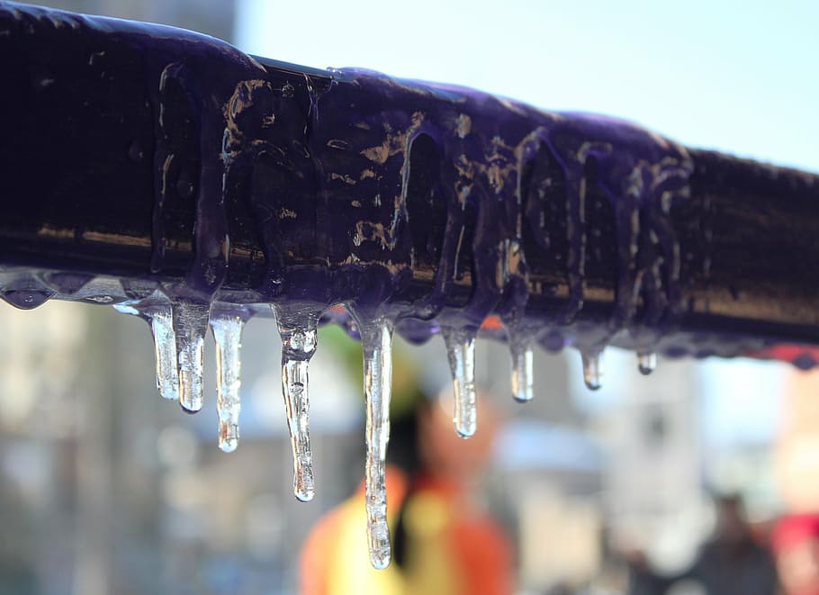 icicles, ice, winter, frozen, drop, focus on foreground, water HD wallpaper