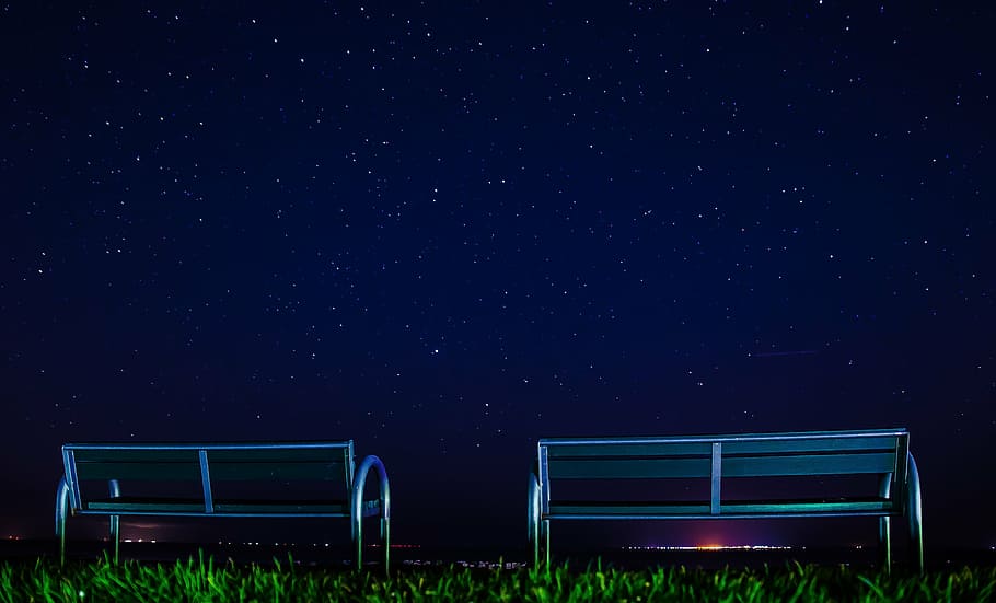 two silver metal bench on green grass field, starry sky, landscape HD wallpaper
