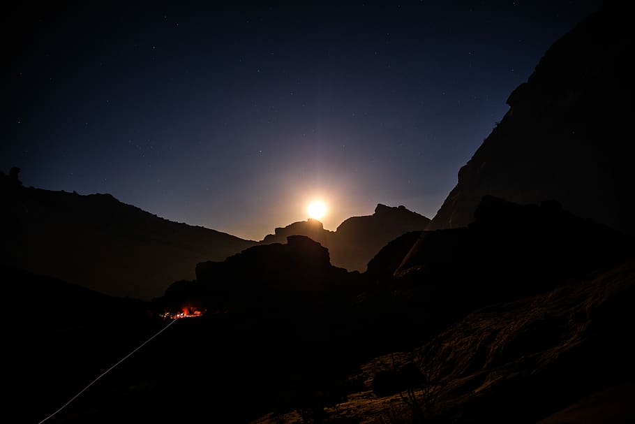 silhouette of mountain, photo of a sunrise view, mountains, moon HD wallpaper