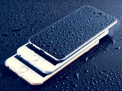 three assorted-color iPhones with water drops, ios, apple, 6s HD wallpaper