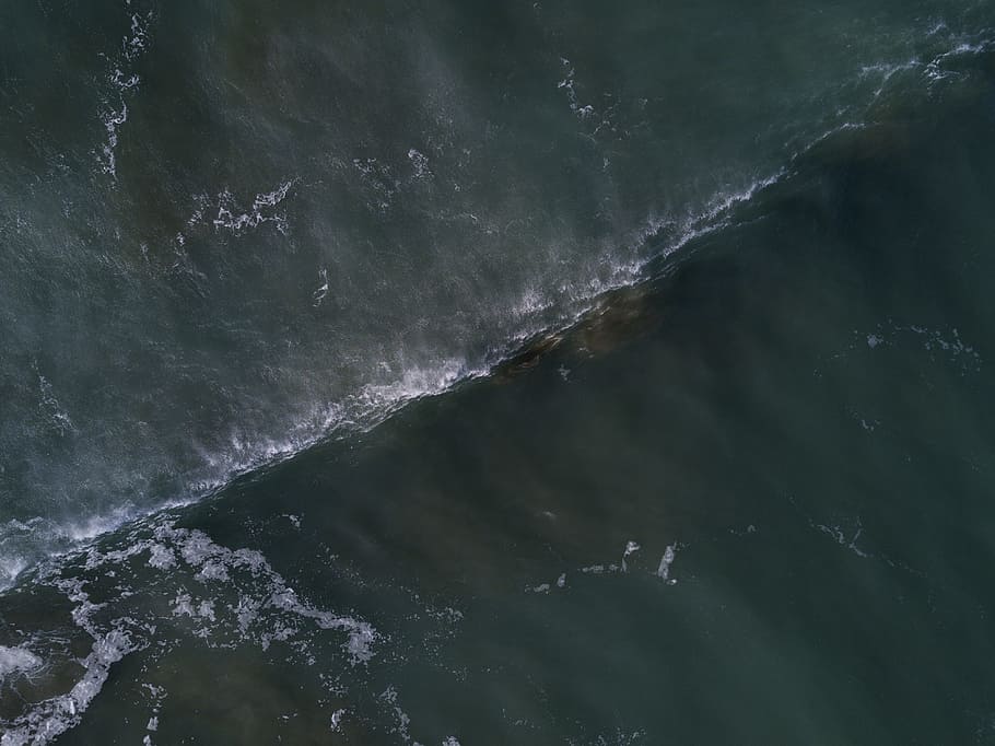 body of water, aerial view of green ocean water during daytime HD wallpaper