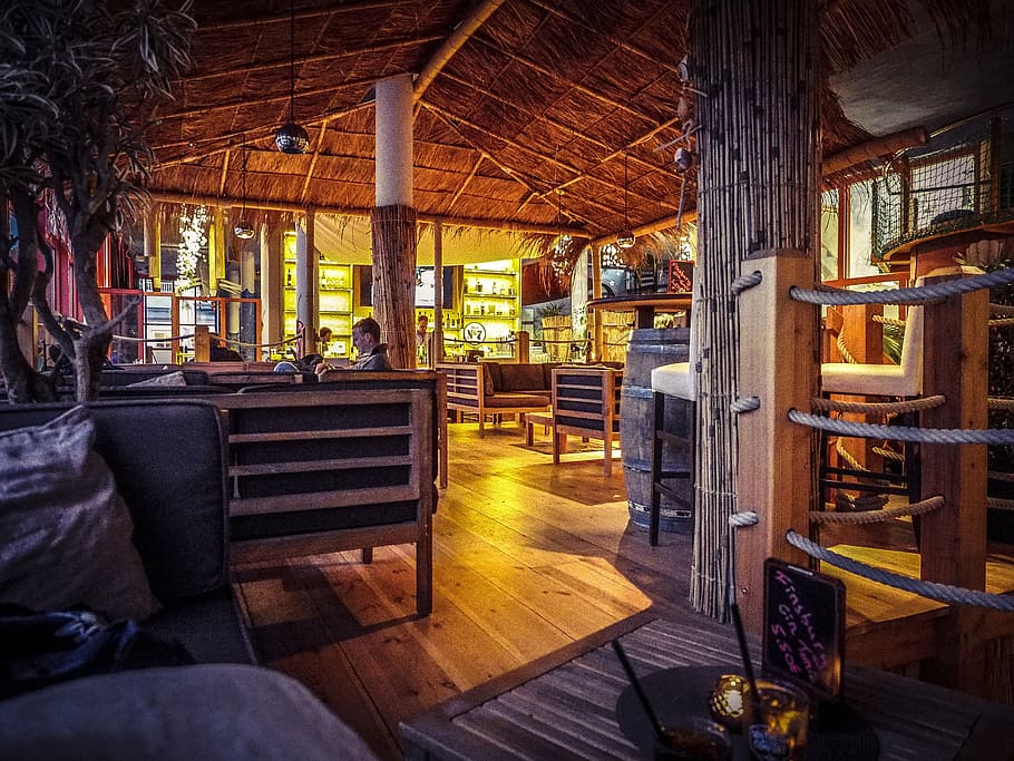 man sitting on chair, bar, caribbean, maritime, drinks, restaurant HD wallpaper