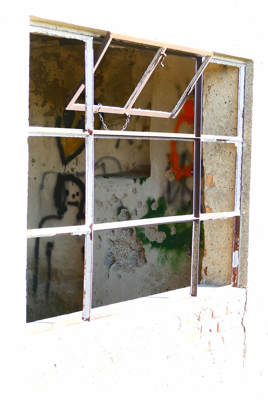window, glass, broken, destroyed, graffiti, face, old, building HD wallpaper