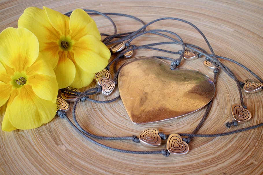 two yellow flowers, Spring, Hearts, Primroses, Necklace, love HD wallpaper