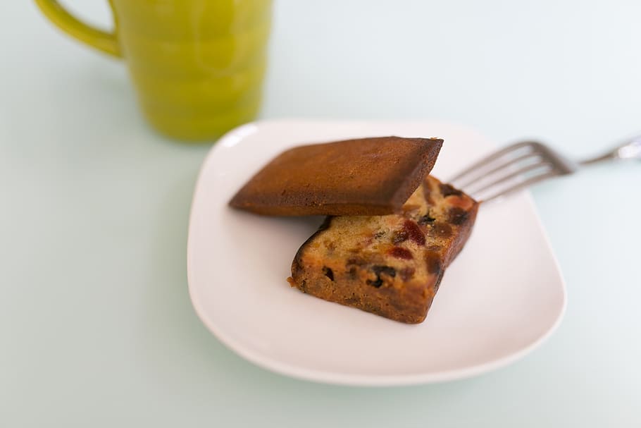 cake, sweet, cup, food and drink, plate, indoors, freshness HD wallpaper