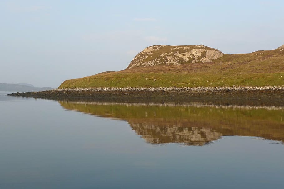 shore, shoreline, reflection, sea, calm, double, peaceful, scenic HD wallpaper