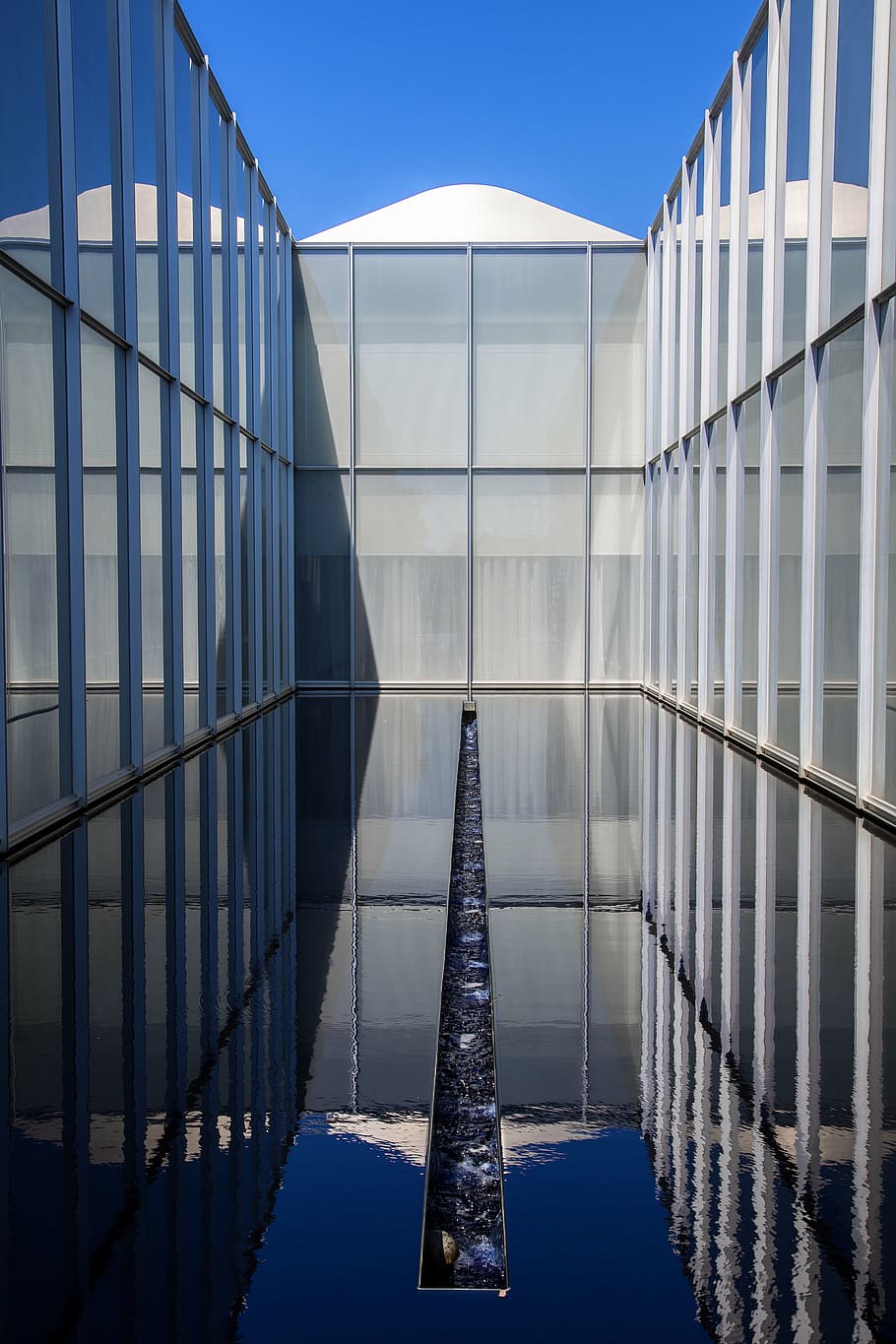 architecture, windows, water, reflection, design, modern, perspective HD wallpaper