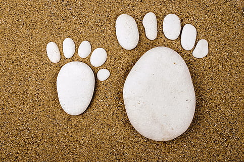 white pebble on brown sand, activity, adventure, background HD wallpaper