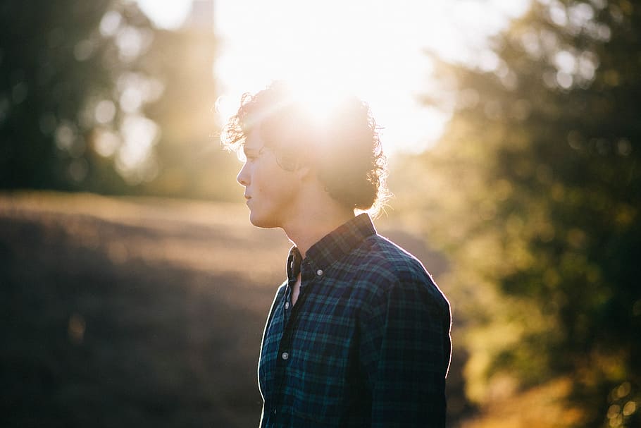 people, man, guy, sunlight, tree, nature, bokeh, one person HD wallpaper