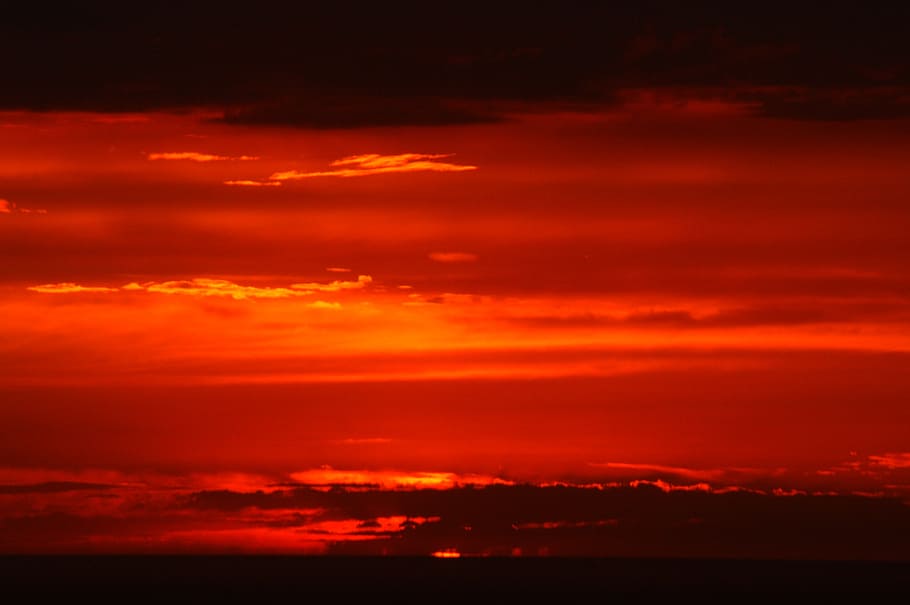 sunset, blazing sky, red, orange, horizon, twilight, côte d'azur HD wallpaper