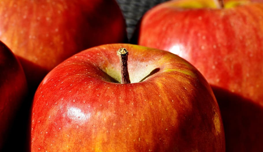 four red apple closeup photo, fruit, ripe, healthy, vitamins HD wallpaper
