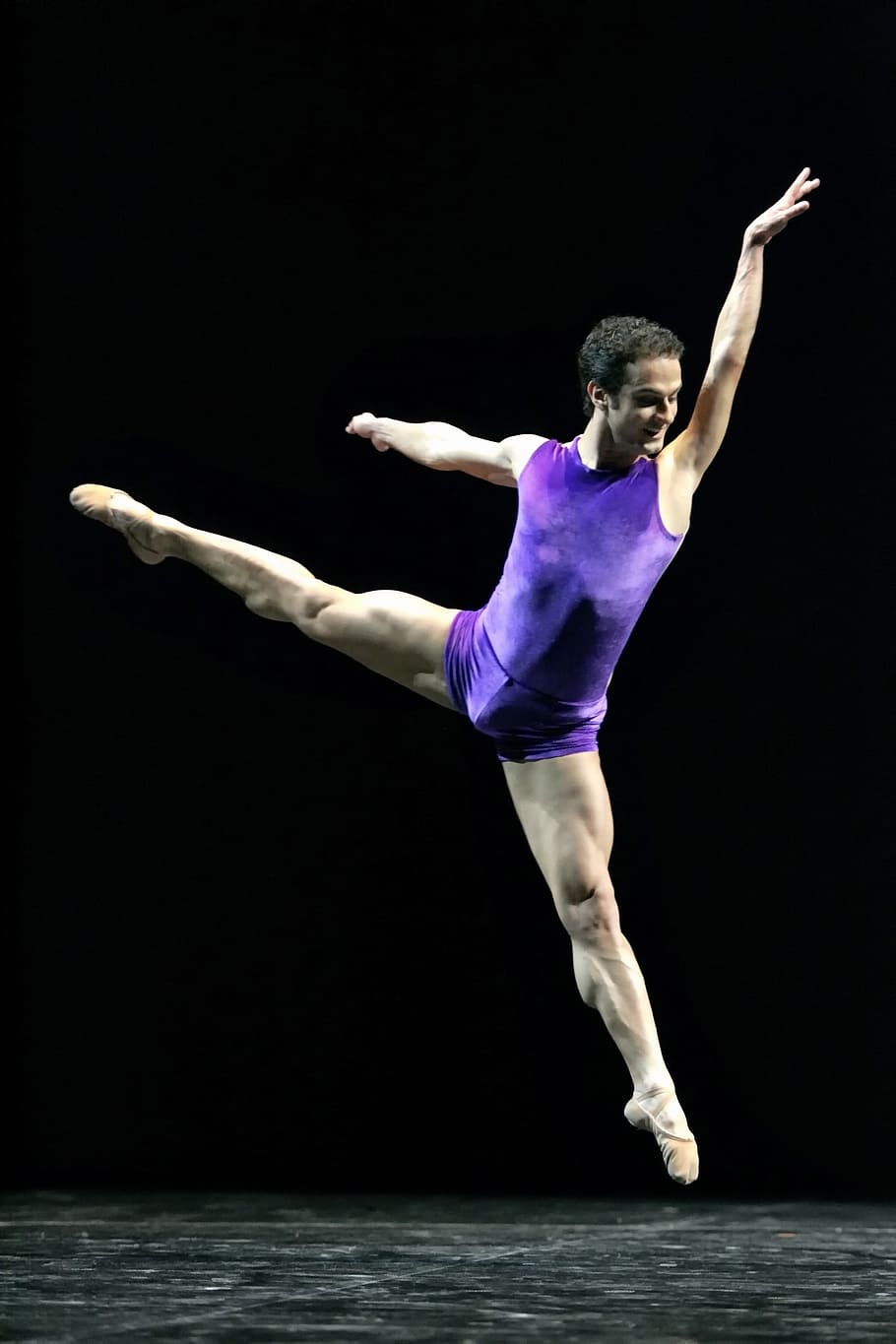 man dancing while wearing purple top, ballet, dancer, graceful HD wallpaper