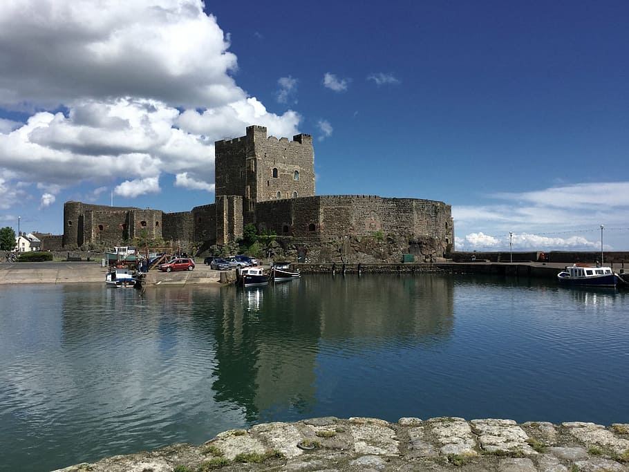 northern ireland, castle, sea, clouds, holiday, cool, mirroring, HD wallpaper