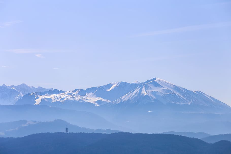 snow capped mountain under clear sky, snow covered mountain at daytime HD wallpaper