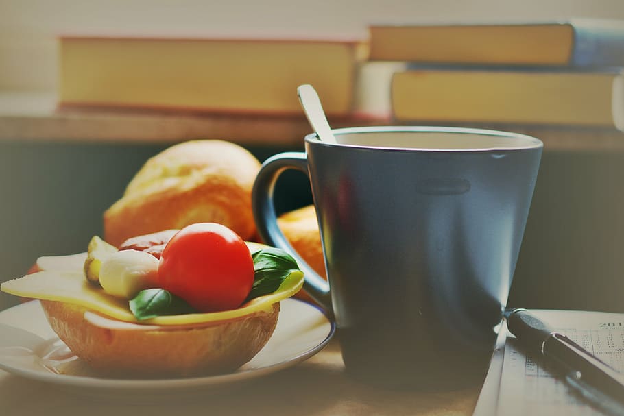 breakfast, snack, sandwich, start the day, roll, sausage, cup, HD wallpaper