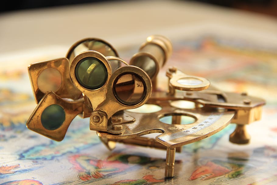 brown metal machine part on surface, instrument, old, sextant HD wallpaper