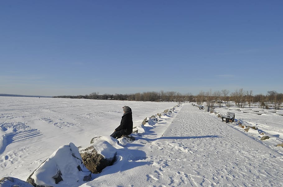 frozen river, winter, watching, distant, nature, snow, cold temperature HD wallpaper
