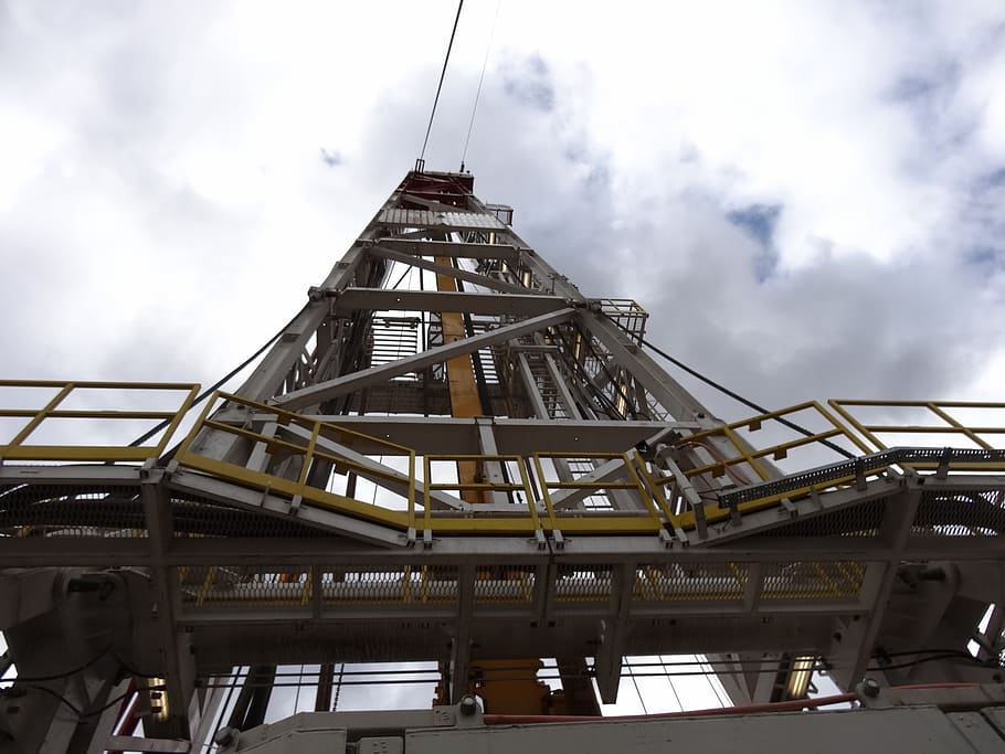 drilling rig, the drill string, shale gas, sky, cloud - sky HD wallpaper
