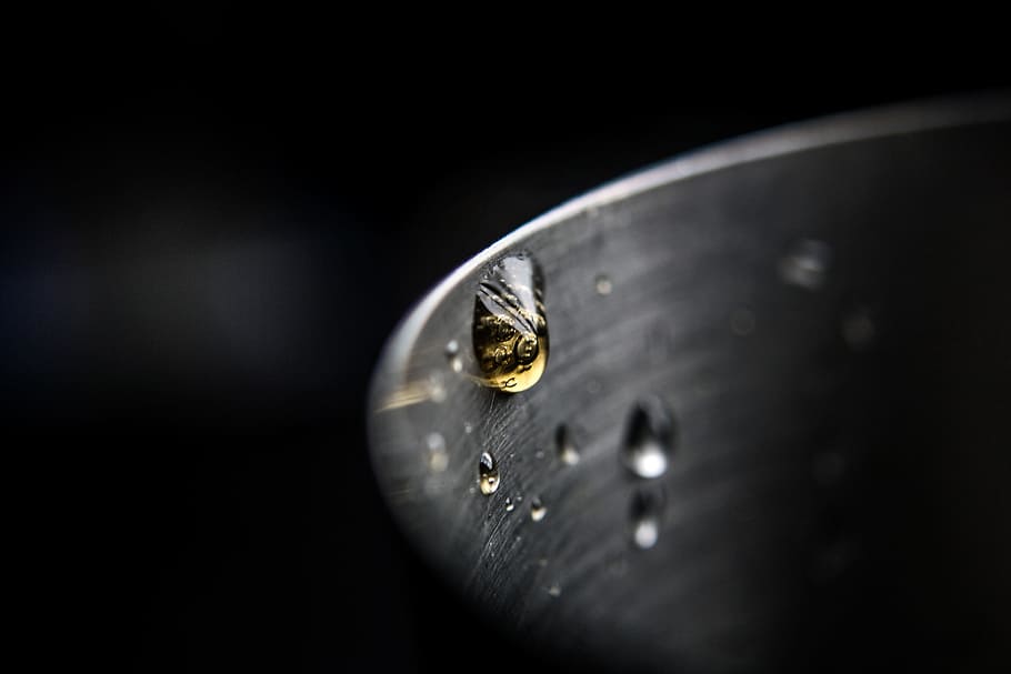 light, water, dark, macro, bubbles, close-up, drop, insubstantial HD wallpaper