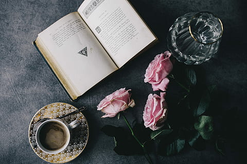Lovely roseses, book and coffee, interior, resting, relax, essentials HD wallpaper