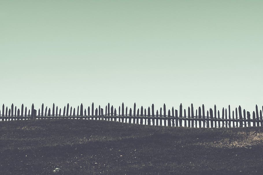 brown wooden fence on brown sands, brown wooden fence, posts HD wallpaper